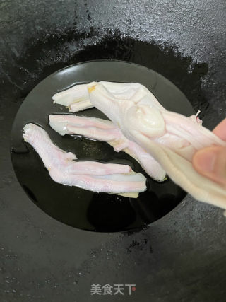 田螺鸭脚煲的做法步骤：7