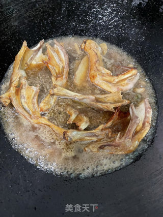 田螺鸭脚煲的做法步骤：14