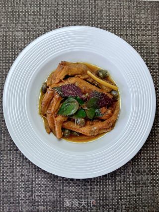 田螺鸭脚煲的做法步骤：20