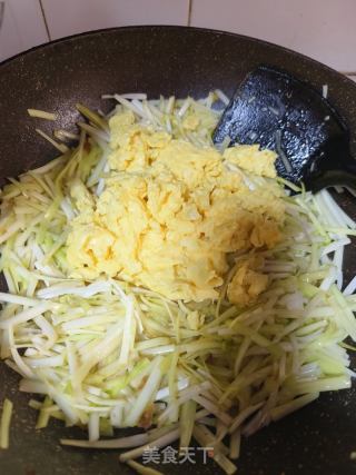 韭黄炒蛋的做法步骤：6