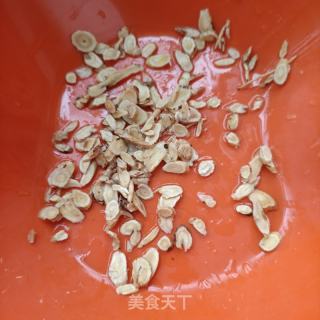 黄芪鸽子汤的做法步骤：3