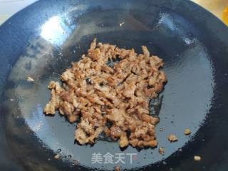 洋葱玉米笋炒牛肉的做法步骤：4