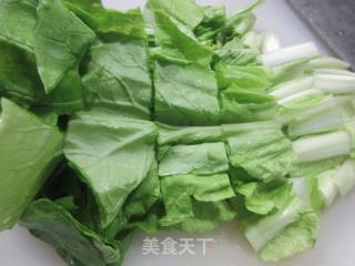 鸡翅中炒毛毛菜的做法步骤：3