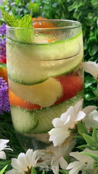 甜梅番茄氣泡水的做法步骤：7