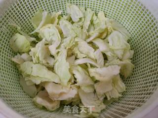 干锅包菜的做法步骤：2