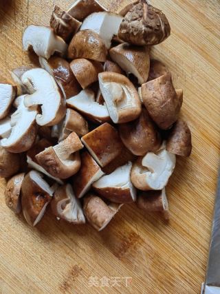 香菜土豆烧牛肉的做法步骤：9