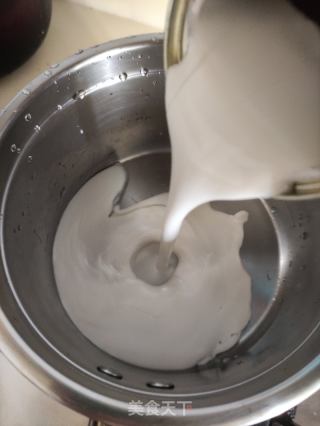 蜜糖香蕉椰奶冻的做法步骤：2