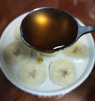 蜜糖香蕉椰奶冻的做法步骤：6
