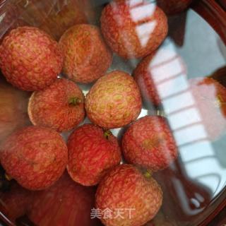 荔枝虾球的做法步骤：1