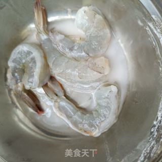 荔枝虾球的做法步骤：6