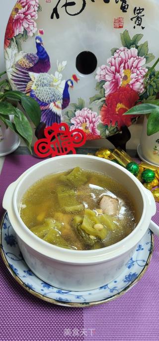 黄豆苦瓜扇骨汤的做法步骤：12