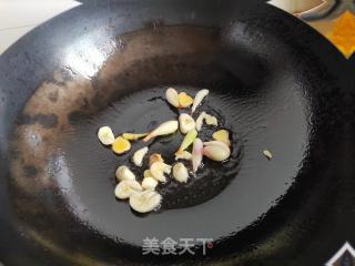 青椒炒牛筋的做法步骤：3