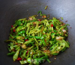 虾皮炒辣子的做法步骤：6