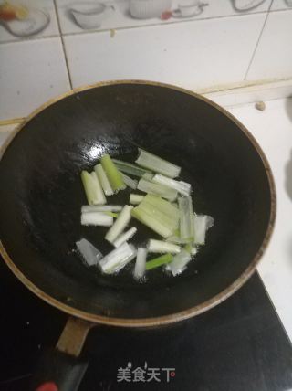 葱烧排骨的做法步骤：6