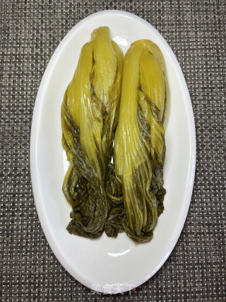 酸菜牛肉炒饭的做法步骤：1