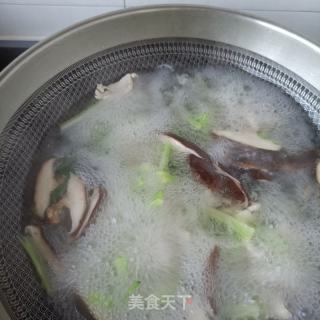西兰花梗炒鸡胸肉的做法步骤：9