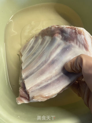 清炖羊肉汤—三加三不加的做法步骤：1