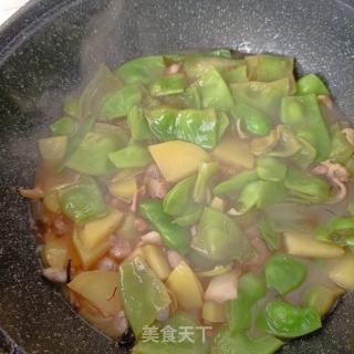 土豆炖油豆的做法步骤：9
