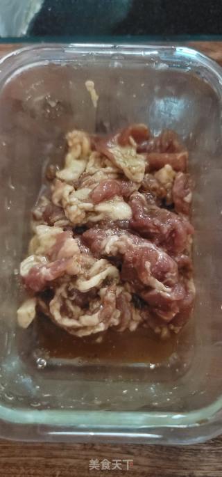 瘦肉炒新竹米粉的做法步骤：5