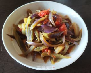茄子皮炒西红柿的做法步骤：7