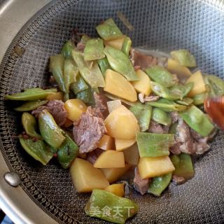 牛肉炖油豆土豆的做法步骤：13