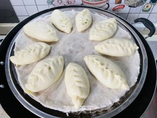 韭菜鸡蛋包的做法步骤：4
