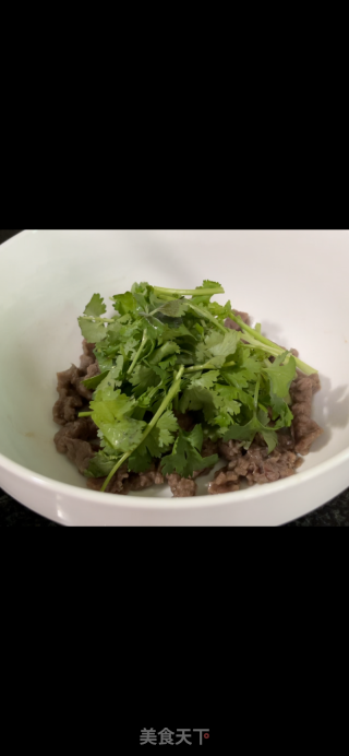 香菜拌牛肉的做法步骤：11