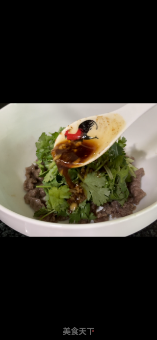 香菜拌牛肉的做法步骤：12