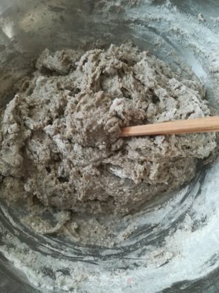 杂粮芝麻饼的做法步骤：2