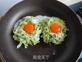 低脂蔬菜蛋饼的做法步骤：4