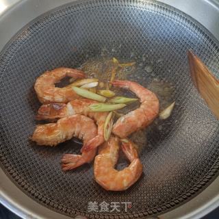 笋干油豆炒白虾的做法步骤：15