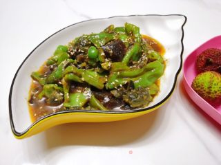 擂椒皮蛋的做法步骤：6