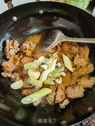 笋子烧牛腩的做法步骤：8