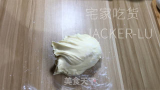 淡奶油吐司，无黄油版本，质地轻盈又韧性拉丝，散发着浓郁奶香。的做法步骤：4