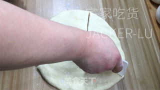 淡奶油吐司，无黄油版本，质地轻盈又韧性拉丝，散发着浓郁奶香。的做法步骤：8
