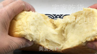 淡奶油吐司，无黄油版本，质地轻盈又韧性拉丝，散发着浓郁奶香。的做法步骤：21
