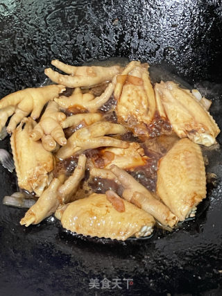 鸡爪焖鸡翅的做法步骤：9