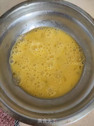 瑶柱葱香水蛋的做法步骤：1