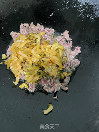 榨菜牛肉炒饭的做法步骤：10