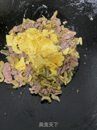 榨菜牛肉炒饭的做法步骤：12
