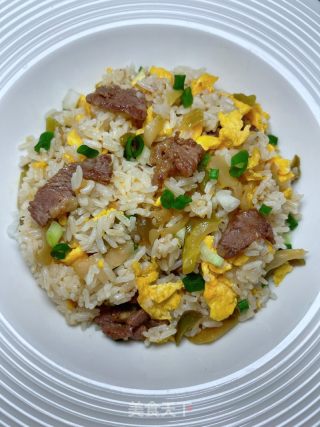 榨菜牛肉炒饭的做法步骤：17