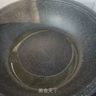 精五花炒皱皮椒的做法步骤：4