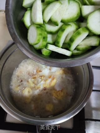 瑶柱鸡蛋丝瓜汤的做法步骤：6