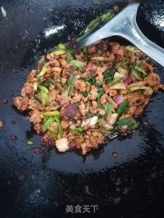 小葱炒肉沫的做法