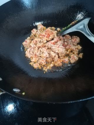 小葱炒肉沫的做法步骤：5