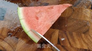 西瓜正确切法的做法步骤：6