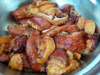 咸蛋黄鲜肉粽的做法步骤：7