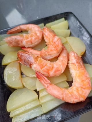 原味鲜虾蒸土豆的做法步骤：8