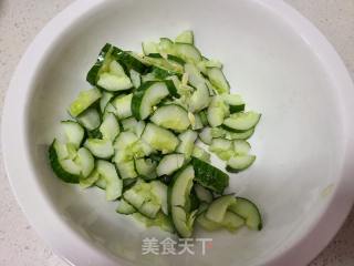 黄瓜凉拌十香菜的做法步骤：4