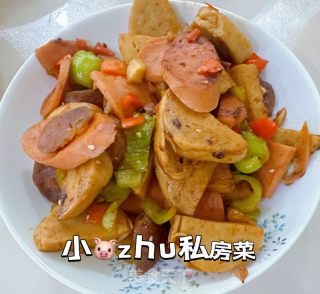 面筋炒火腿肠的做法
